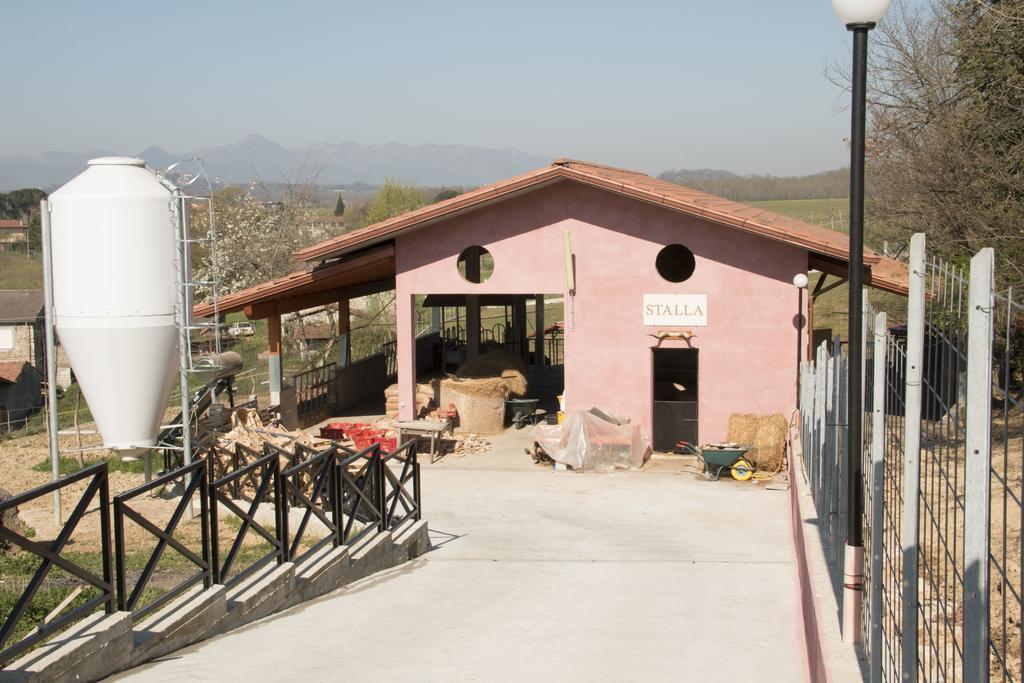 Agriturismo Ciociaro " Il Colle " Hotel Ristorante Ceprano Ngoại thất bức ảnh