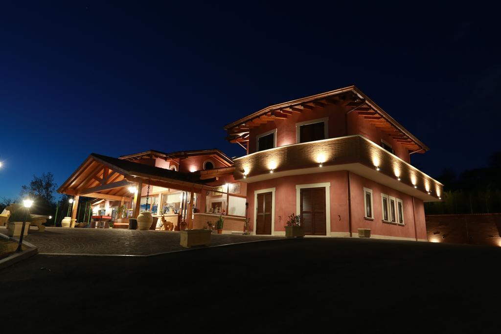 Agriturismo Ciociaro " Il Colle " Hotel Ristorante Ceprano Ngoại thất bức ảnh
